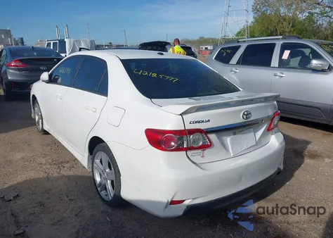 2013 Toyota Corolla S из США, поврежденный, VIN 5YFBU4EE4DP172097